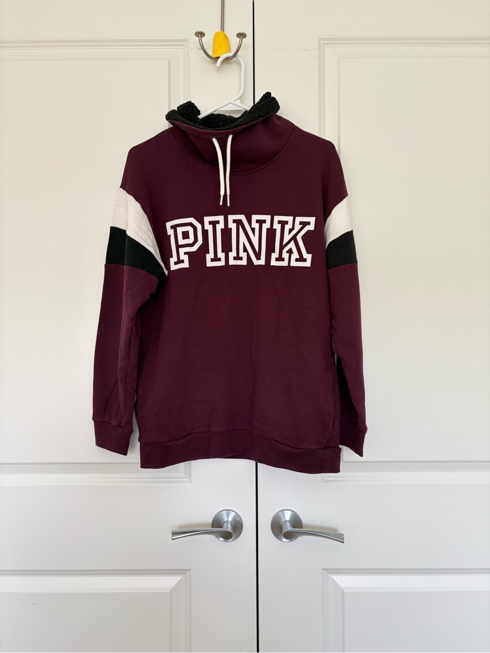 Victoria's Secret PINK Black and Maroon Sherpa-Lined Hoodie